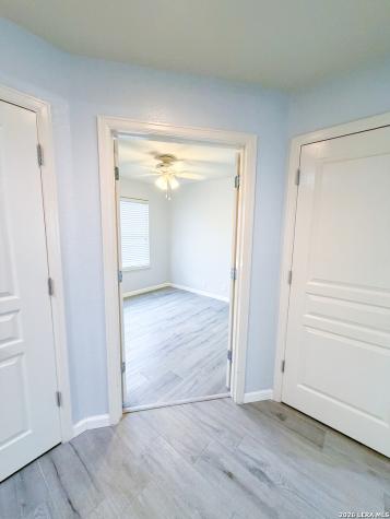 4907 Sky Oaks San Antonio TX 78253