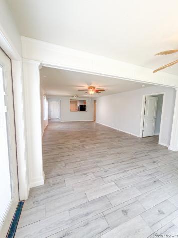 4907 Sky Oaks San Antonio TX 78253