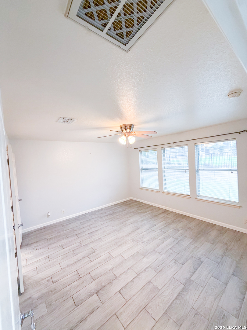 4907 Sky Oaks San Antonio TX 78253