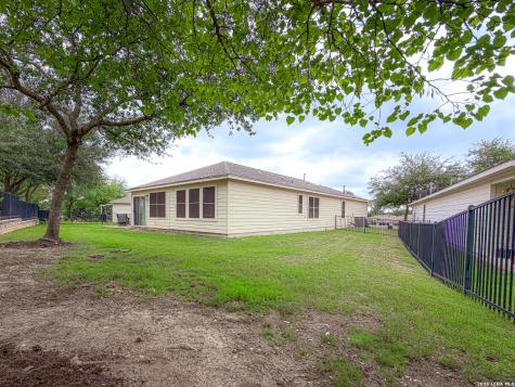 4907 Sky Oaks San Antonio TX 78253