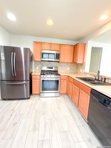 4907 Sky Oaks San Antonio TX 78253