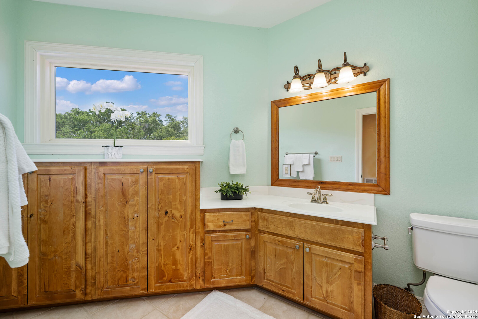 206 Hoskins Trail Boerne TX 78006