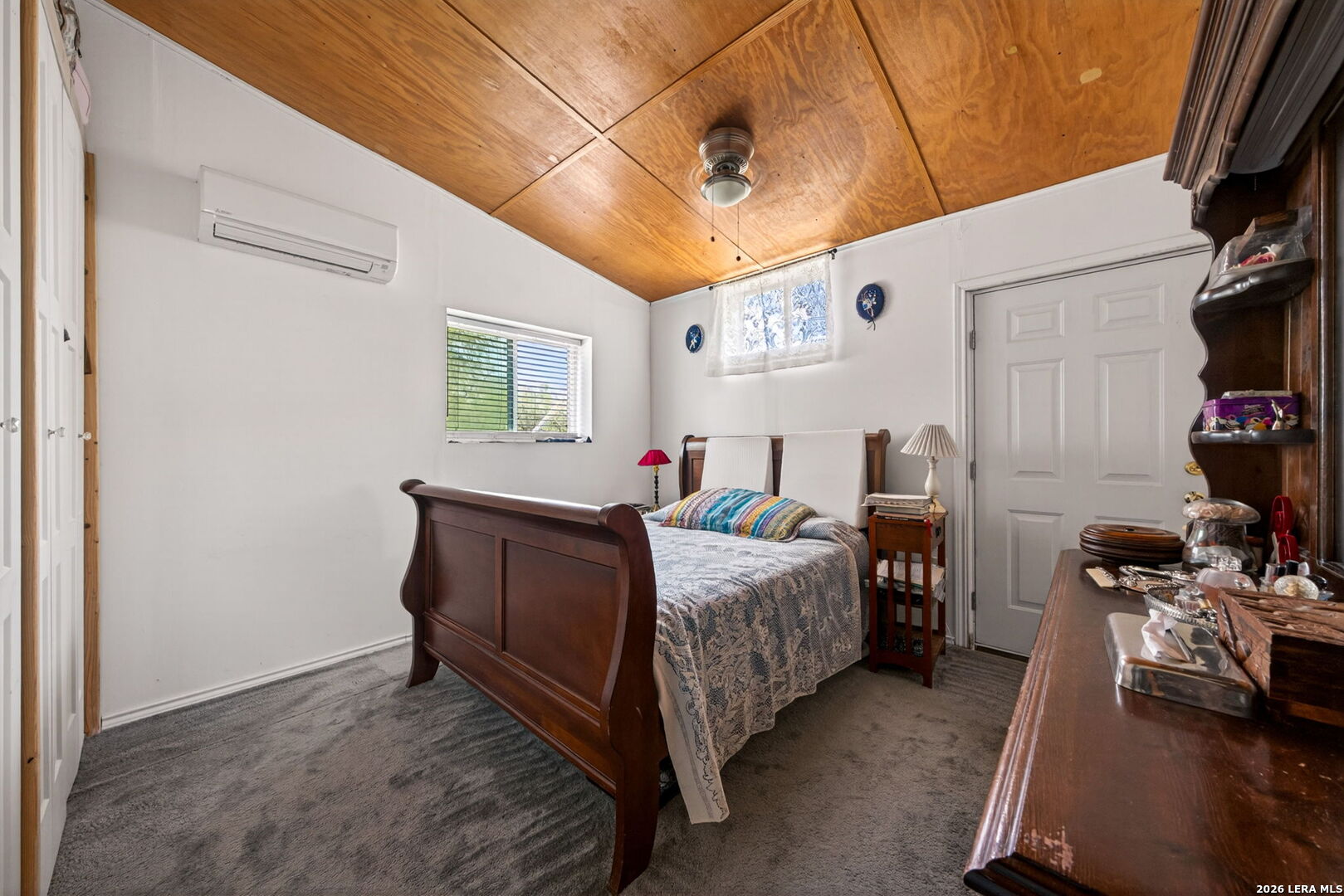 1050 Hickory San Antonio TX 78264