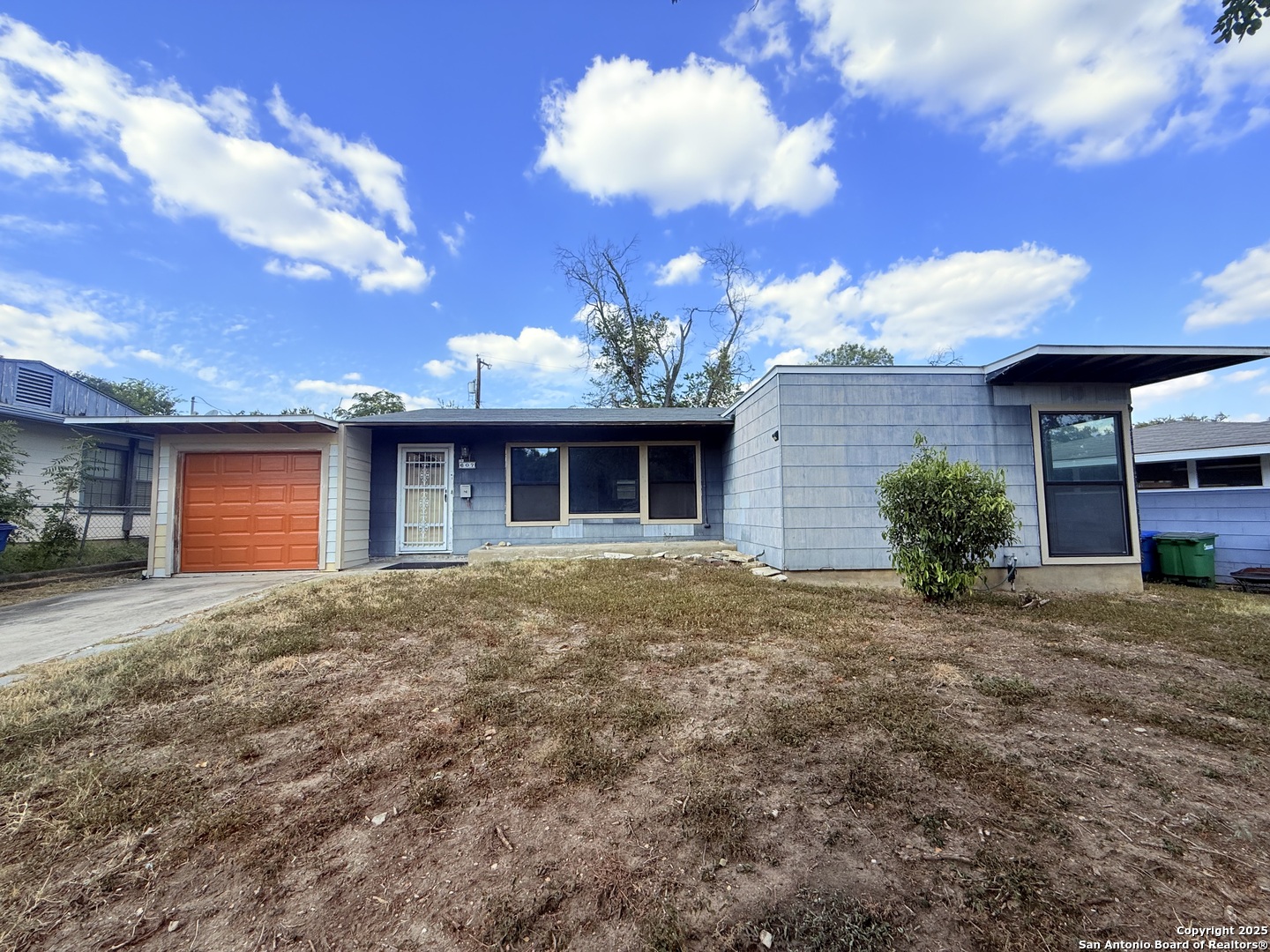 607 Blakeley Drive San Antonio TX 78209