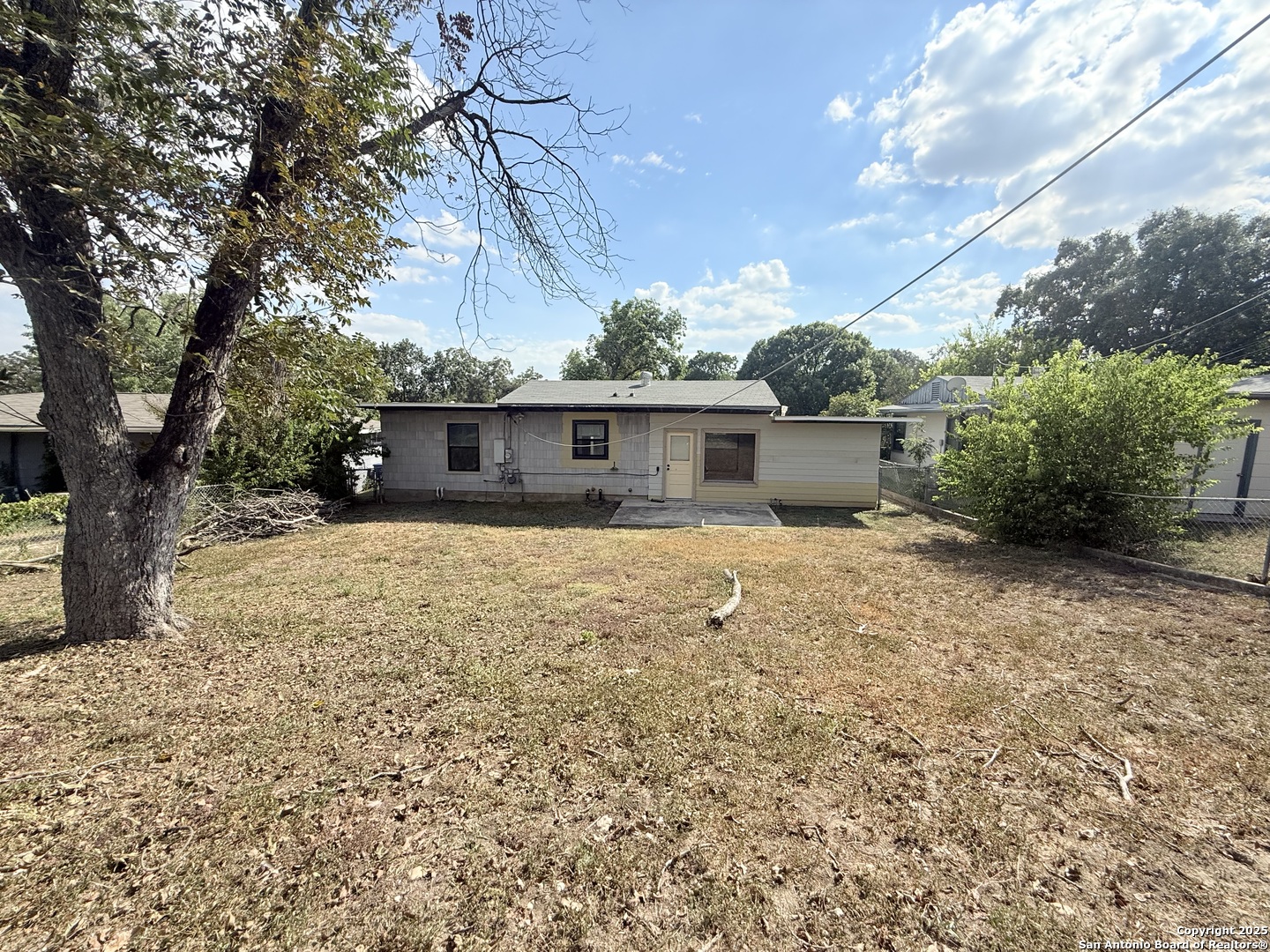 607 Blakeley Drive San Antonio TX 78209