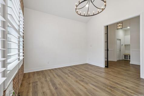 9007 Beacon Ridge San Antonio TX 78255