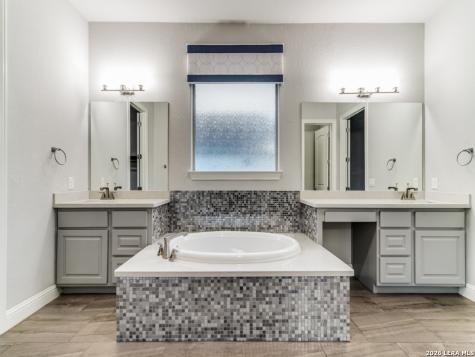 103 Palisades Boerne TX 78006