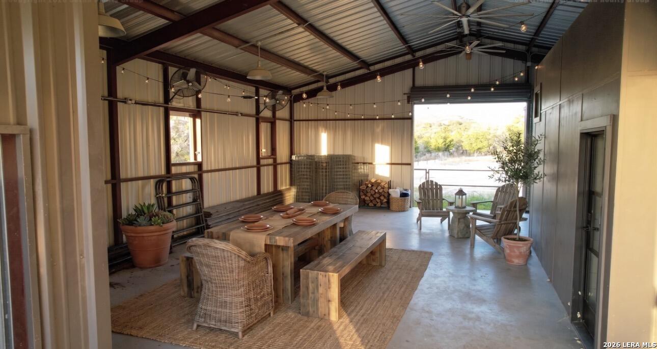 239 Flat Rock Creek Comfort TX 78013