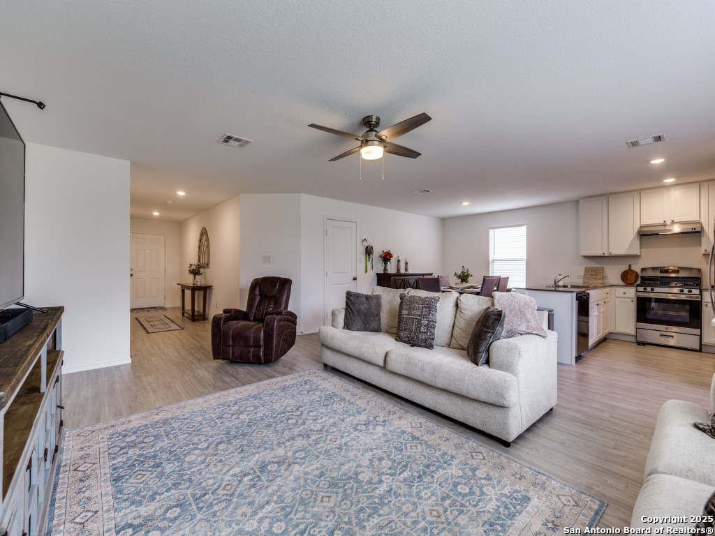 14615 Bolinger San Antonio TX 78254