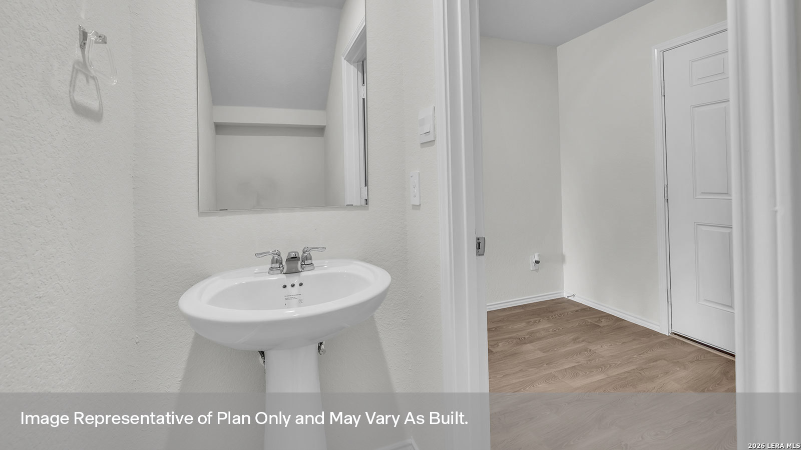 2126 Windflower Lane Luling TX 78648