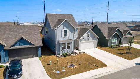 437 Signe Seguin TX 78155