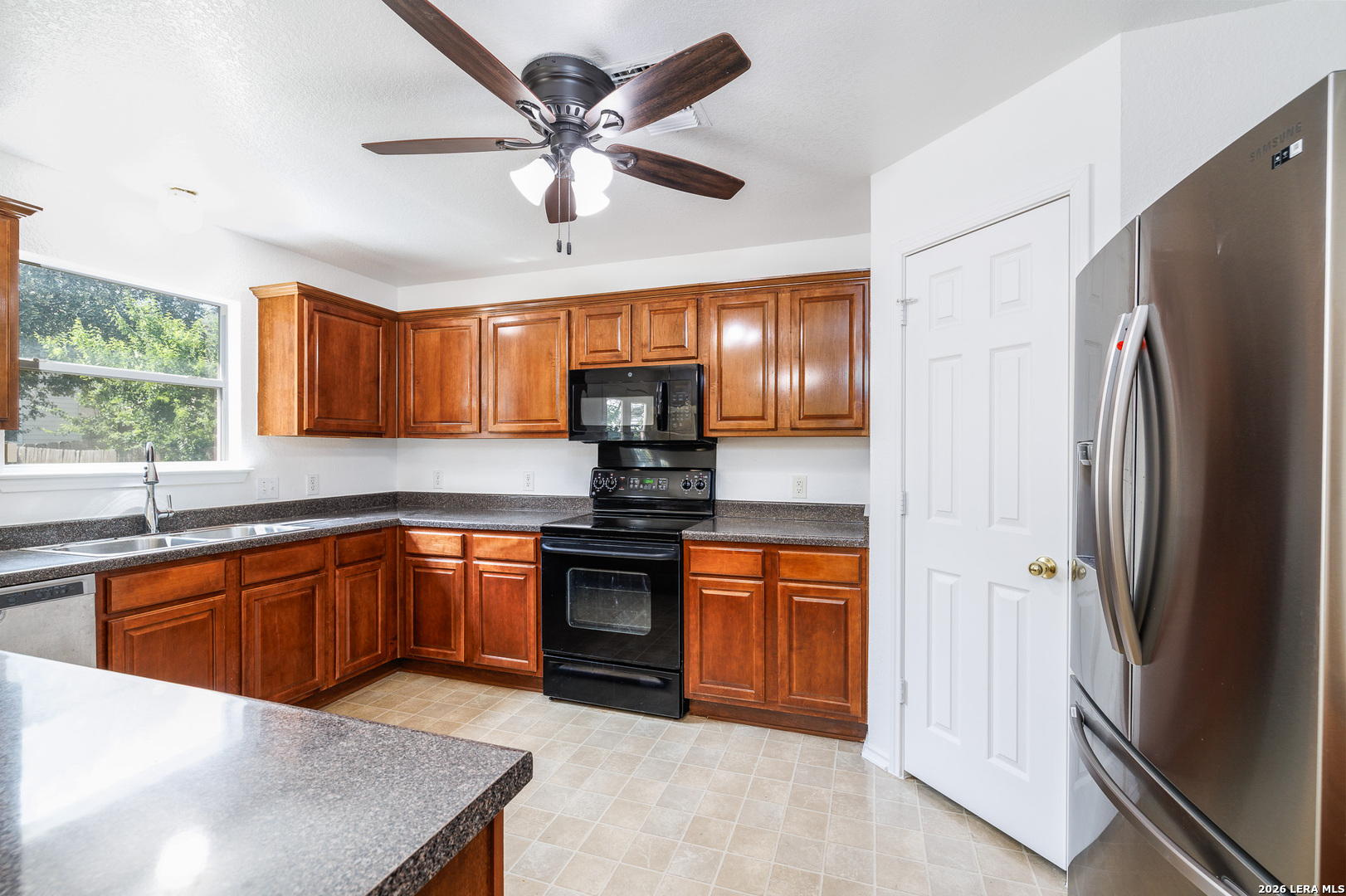 10218 Chuck Wagon Court Converse TX 78109
