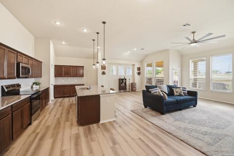 951 Blue Violet New Braunfels TX 78130