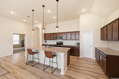 951 Blue Violet New Braunfels TX 78130
