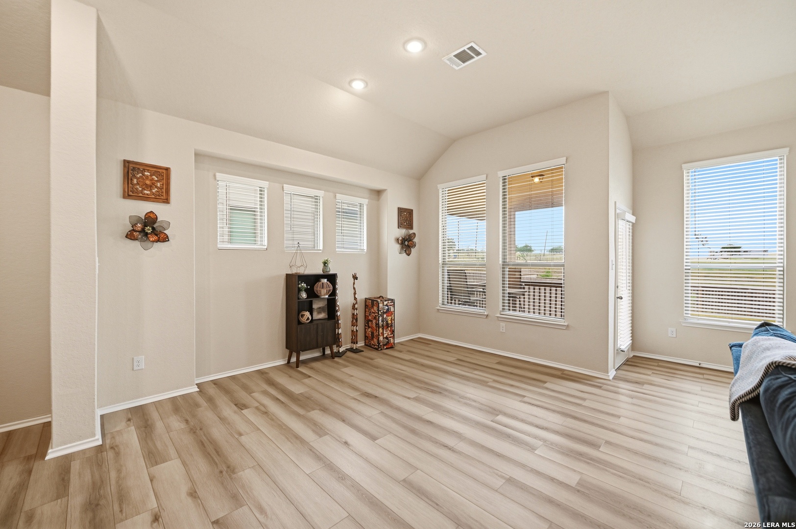 951 Blue Violet New Braunfels TX 78130
