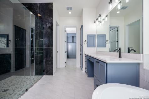 285 Scenic Canyon New Braunfels TX 78132