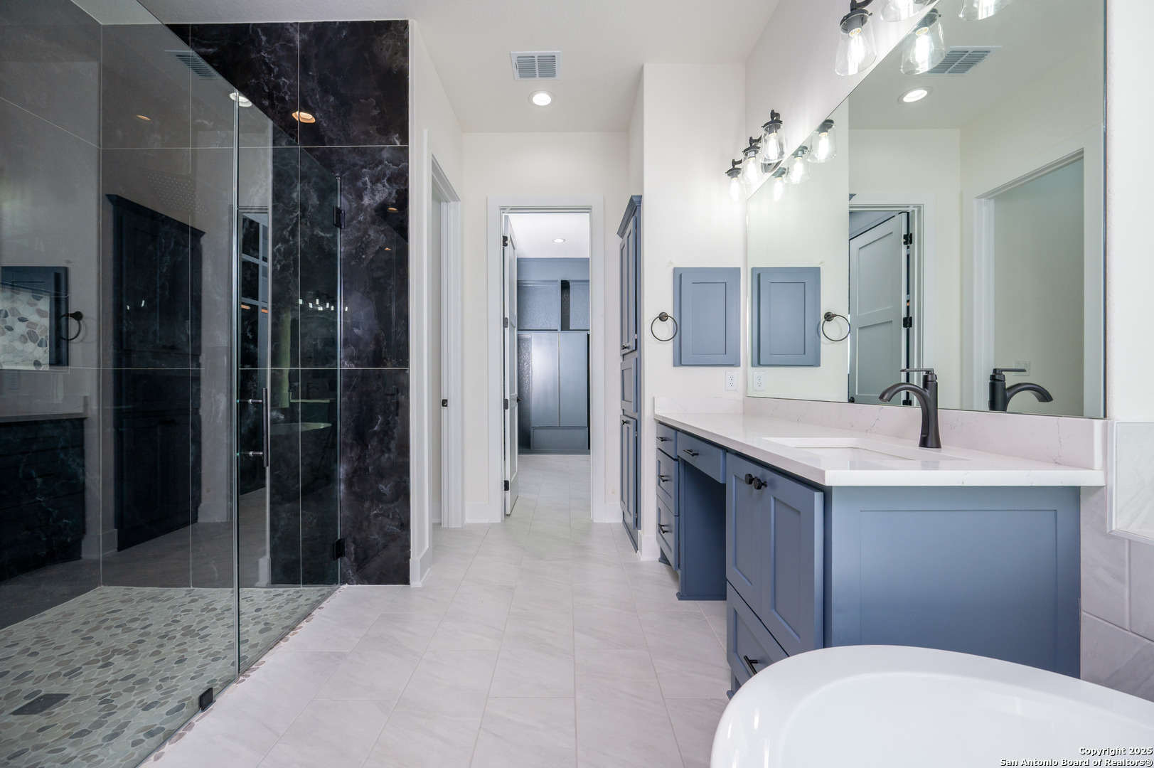 285 Scenic Canyon New Braunfels TX 78132