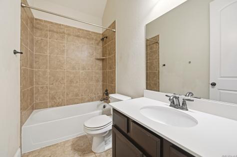 107 Dovetail Street Boerne TX 78006