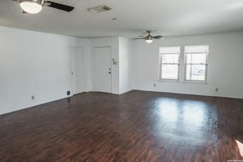 879 Fillmore San Antonio TX 78245