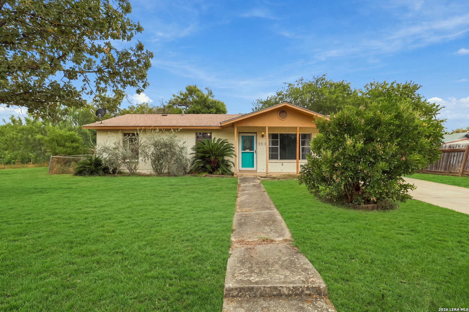 301 Ann Drive Converse TX 78109