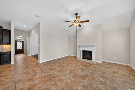 4619 Amos Pollard San Antonio TX 78253