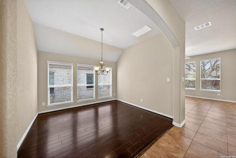 4619 Amos Pollard San Antonio TX 78253