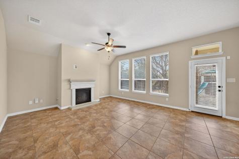 4619 Amos Pollard San Antonio TX 78253