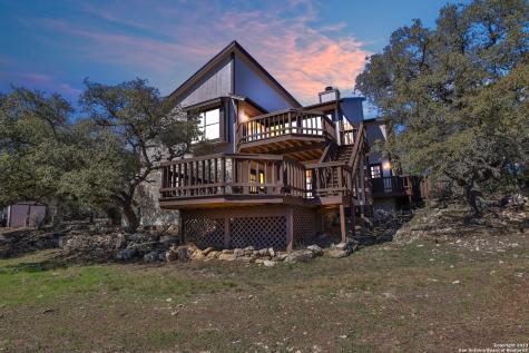 8750 Comanche Gap San Antonio TX 78255