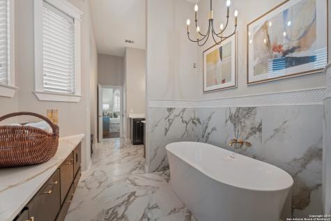 3 Benchwood Circle San Antonio TX 78248