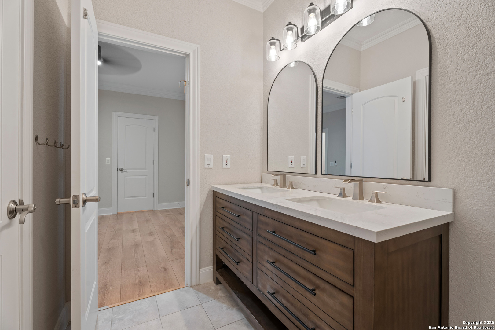 3 Benchwood Circle San Antonio TX 78248