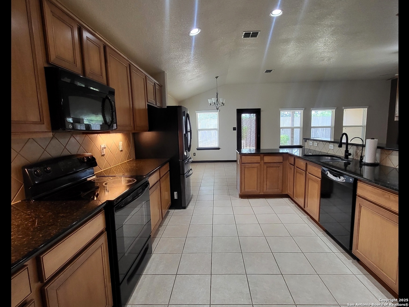 5131 Gemsbuck Chase San Antonio TX 78251