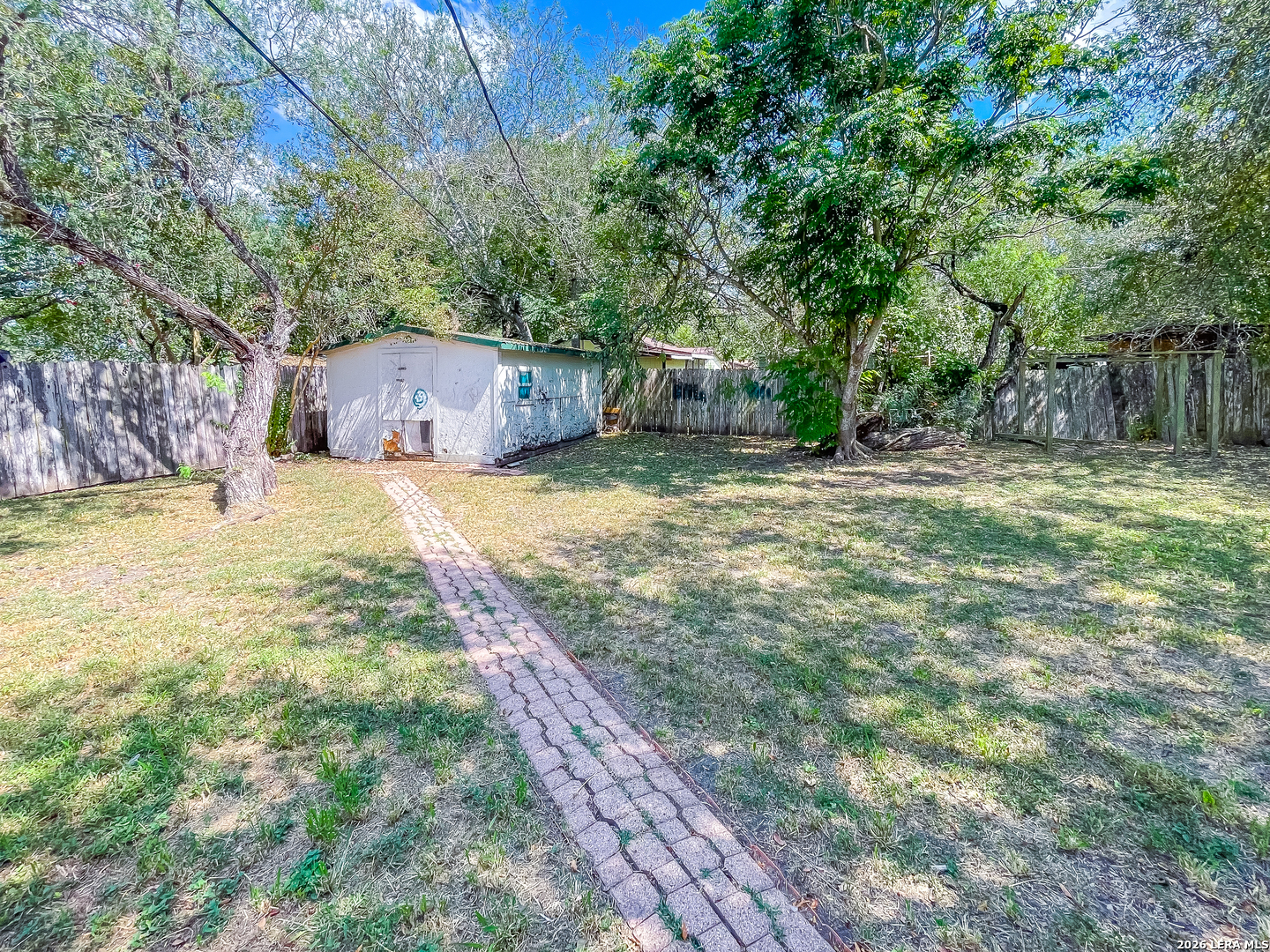 1512 E Bowie Street Beeville TX 78102