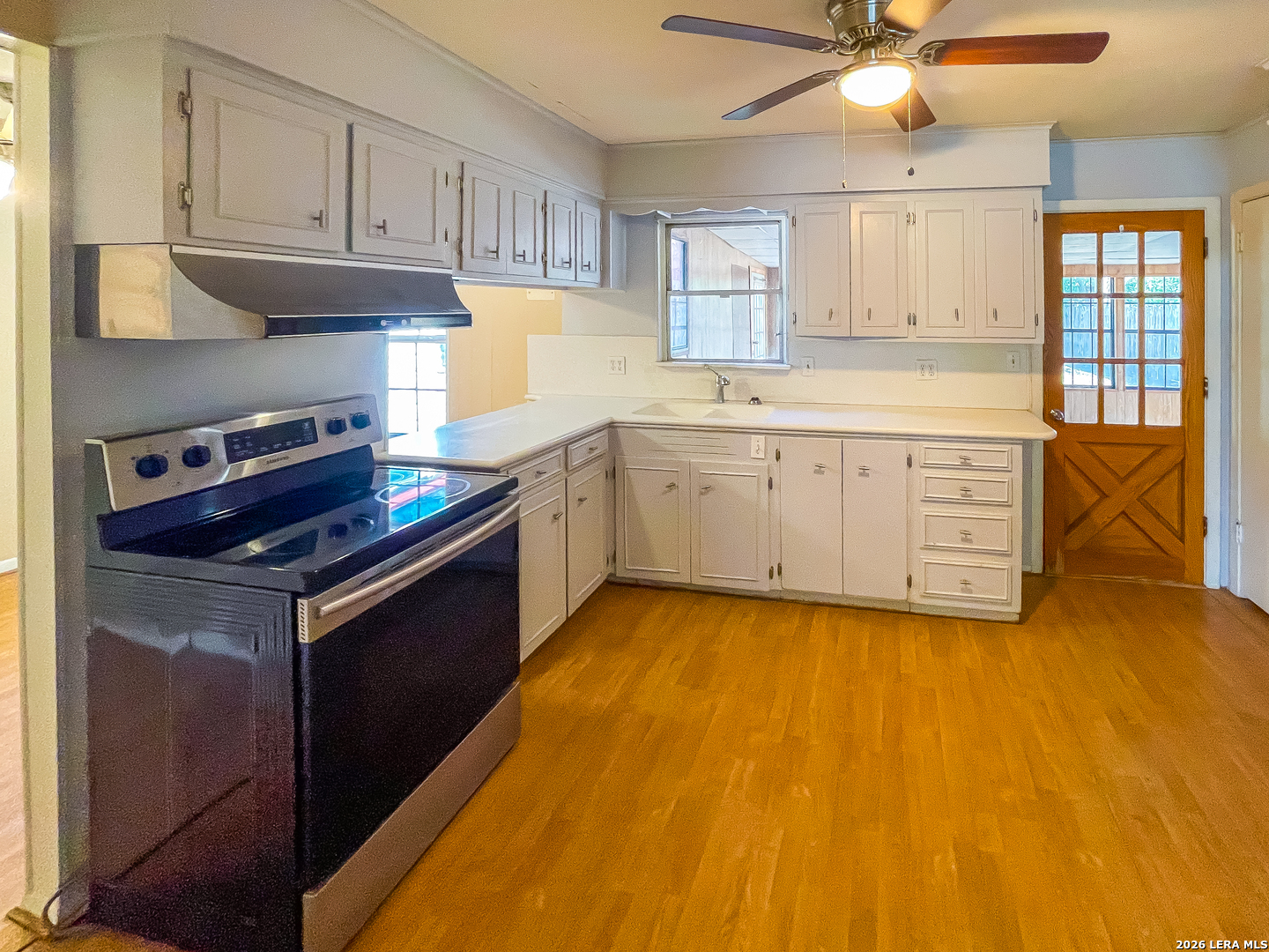 1512 E Bowie Street Beeville TX 78102