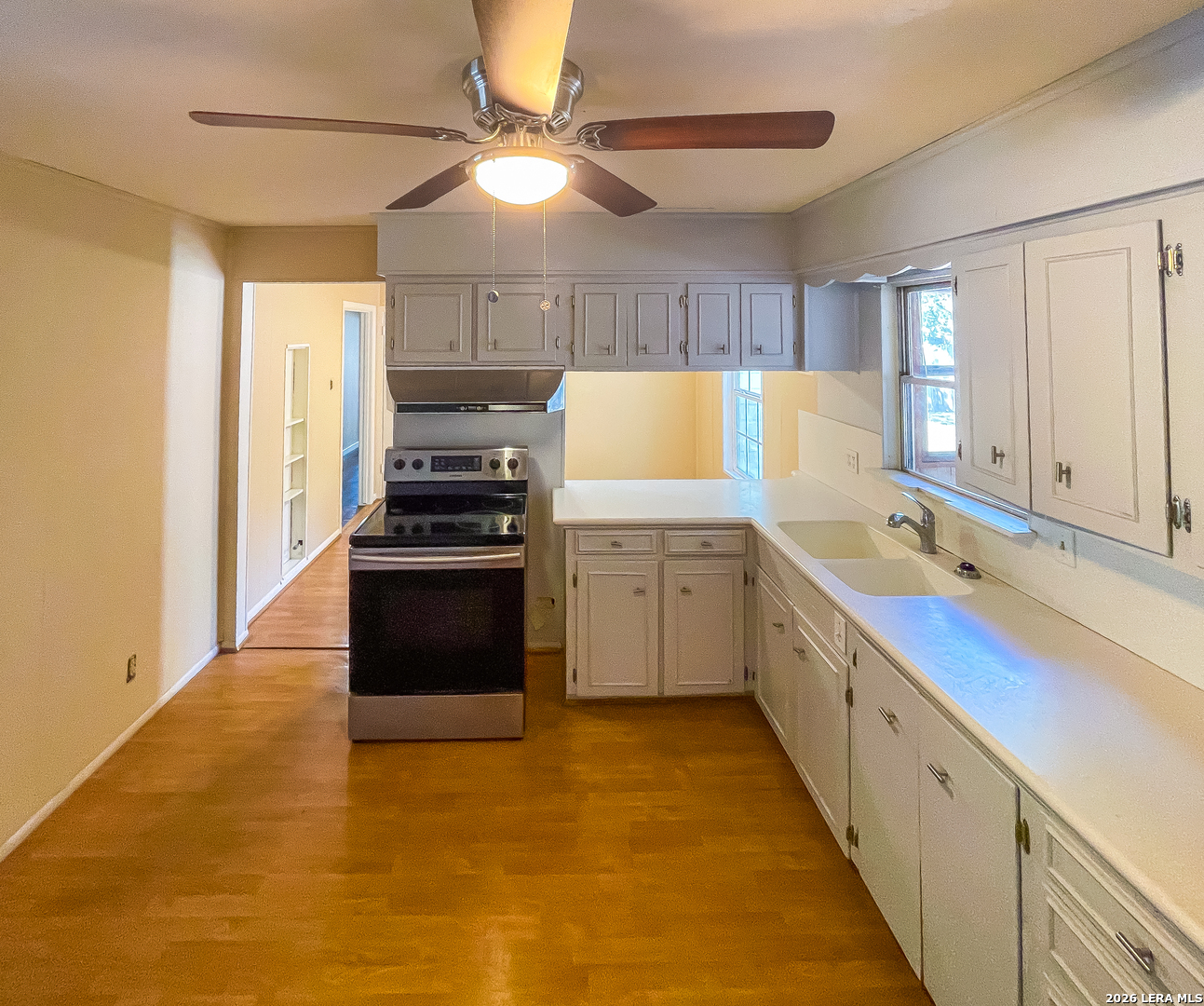 1512 E Bowie Street Beeville TX 78102