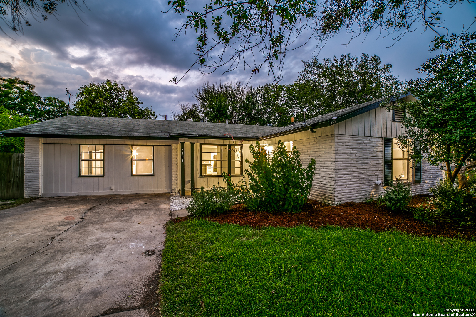 7403 Bronco Lane San Antonio TX 78227