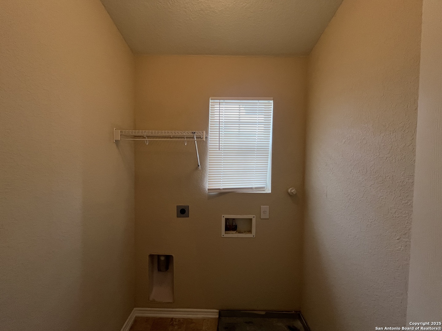 2703 Skybound San Antonio TX 78245