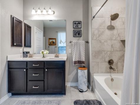 21807 Yucca Bend San Antonio TX 78261