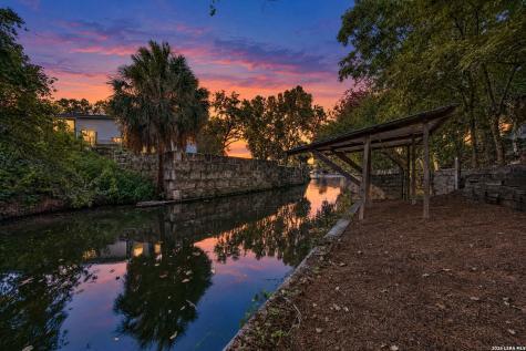 427 River Bend Drive New Braunfels TX 78130
