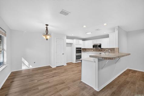 427 River Bend Drive New Braunfels TX 78130