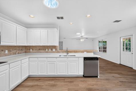 427 River Bend Drive New Braunfels TX 78130