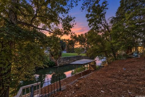 427 River Bend Drive New Braunfels TX 78130