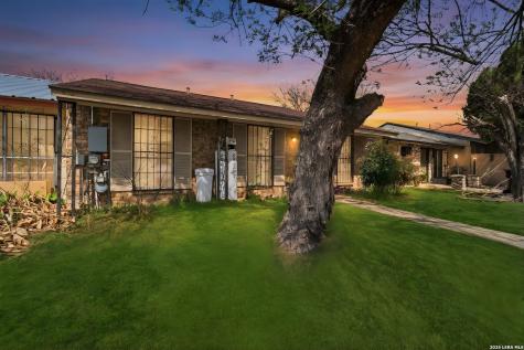 7233 Glen Bay Drive San Antonio TX 78239