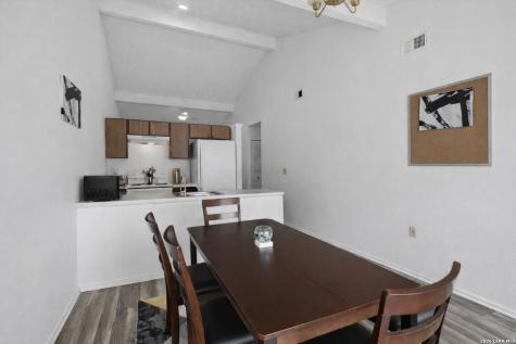 7233 Glen Bay Drive San Antonio TX 78239