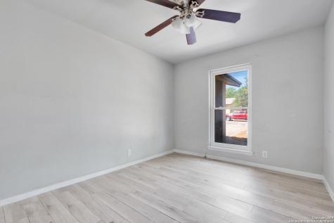 523 Chisholm Valley Round Rock TX 78681