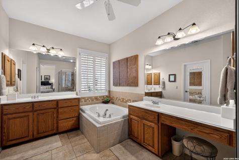 239 Garden Hill San Antonio TX 78260