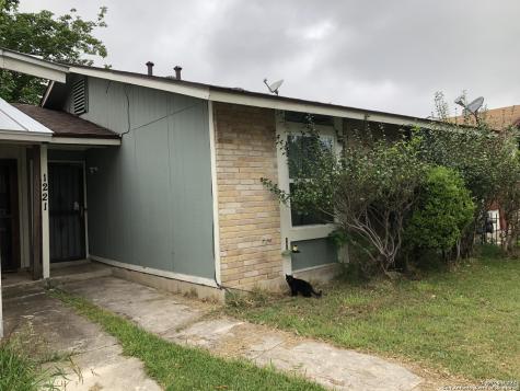 1221 Klondike Street San Antonio TX 78245