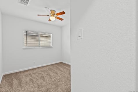 7607 Allendate Peak San Antonio TX 78254