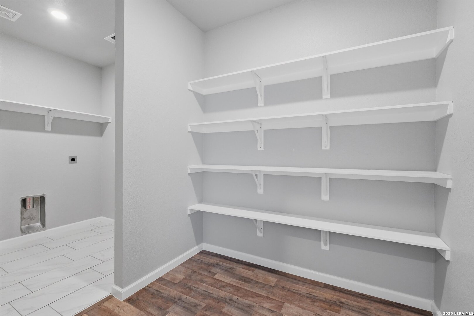 3719 Commercial San Antonio TX 78221