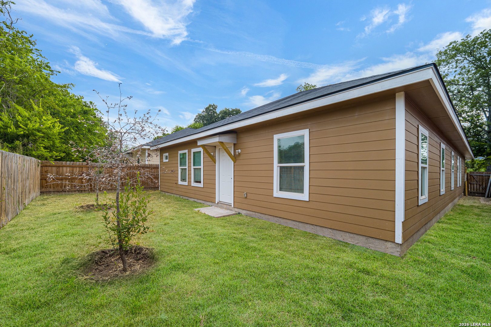 3719 Commercial San Antonio TX 78221