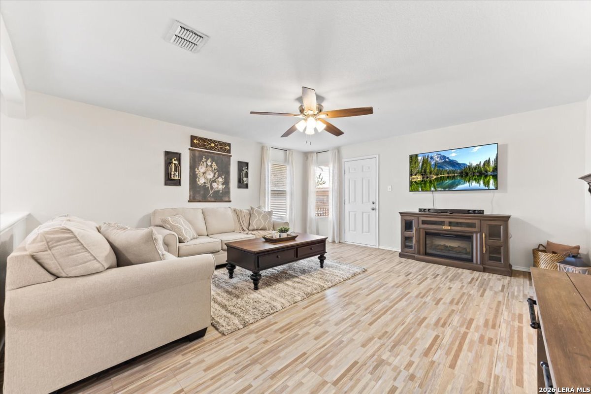 3910 Arrowwood Bend San Antonio TX 78261